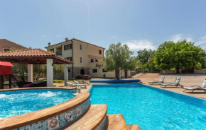 Beautiful Villa Grande with pool Island Krk